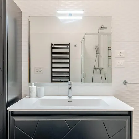 Tiburtina House - Moderno Bilocale Green, 4 Pax Апартаменты *