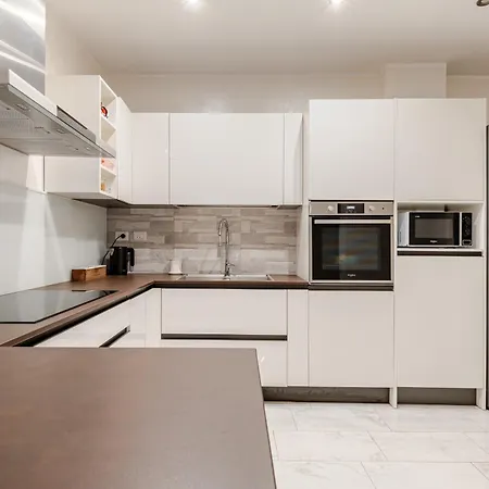 Апартаменты Tiburtina House - Moderno Bilocale Green, 4 Pax *