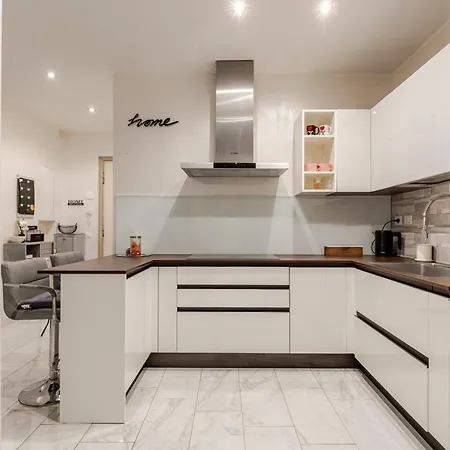 Апартаменты Tiburtina House - Moderno Bilocale Green, 4 Pax
